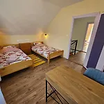 Szilvas 10 * 시글리게트