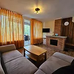 Szilvas 10 펜션 시글리게트